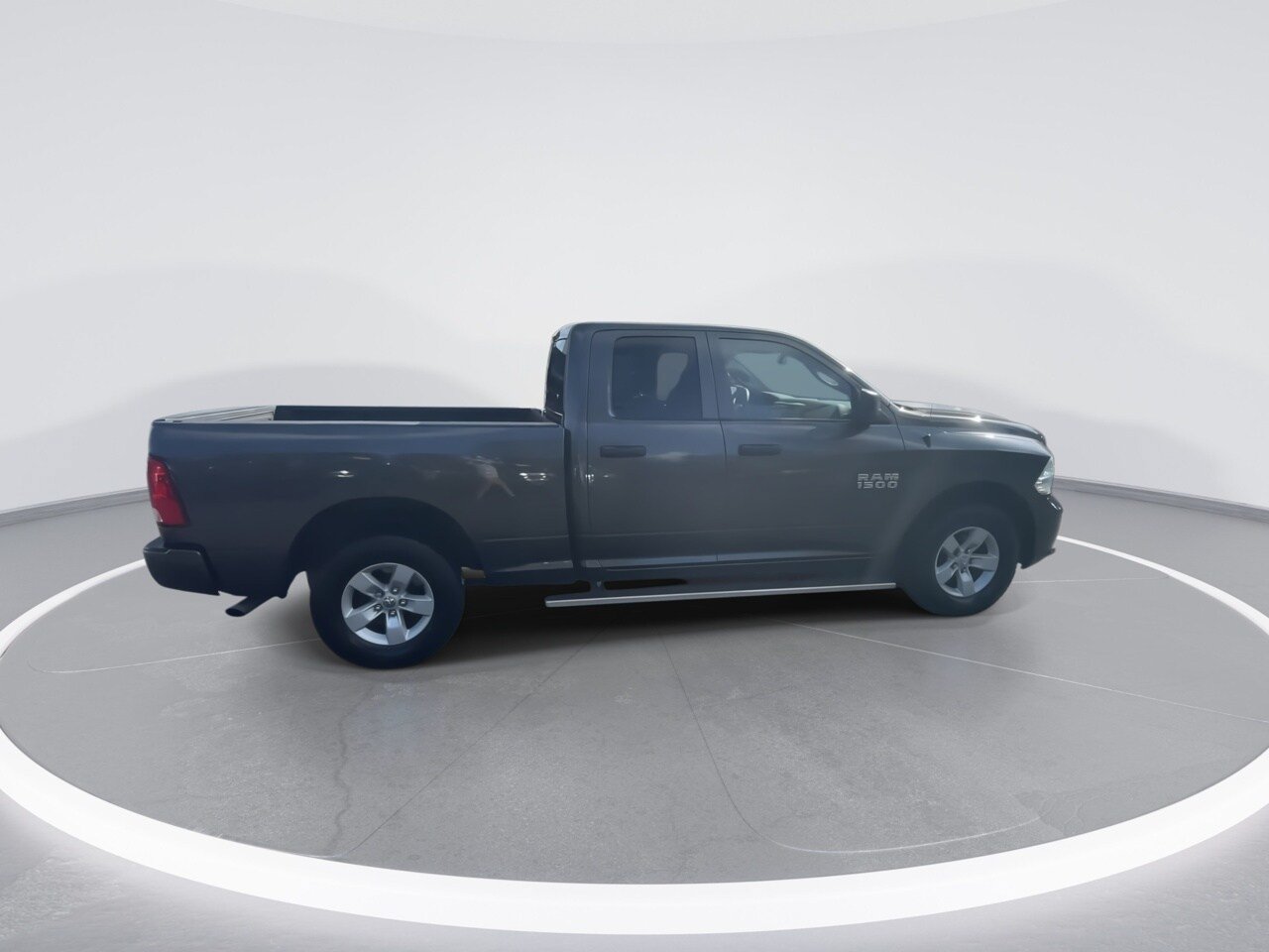 Used 2018 RAM 1500 Express AWD/4WD image 24