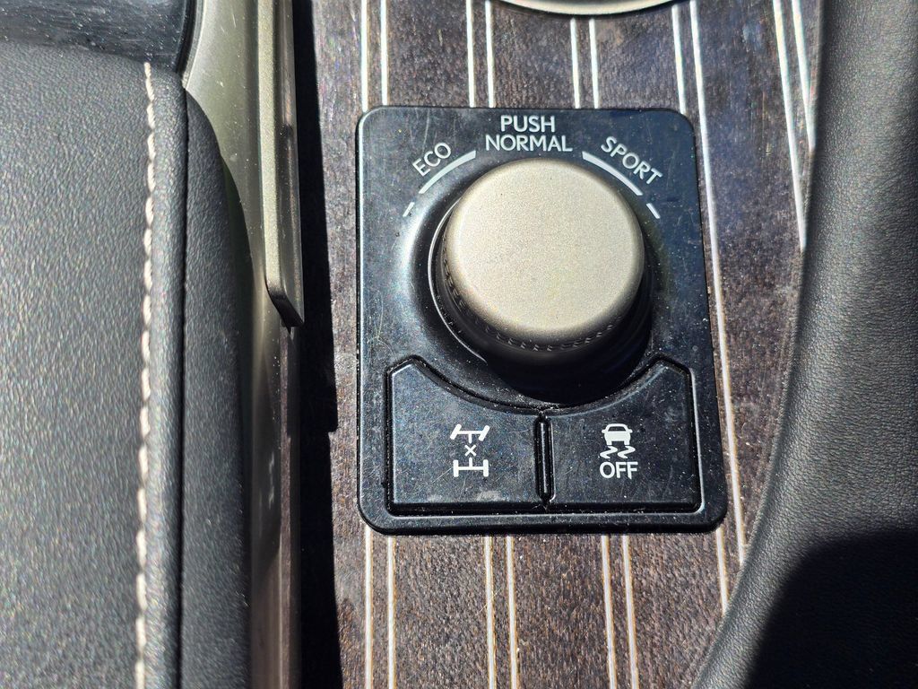 Used 2017 Lexus RX 350 AWD w/ Luxury Package image 42