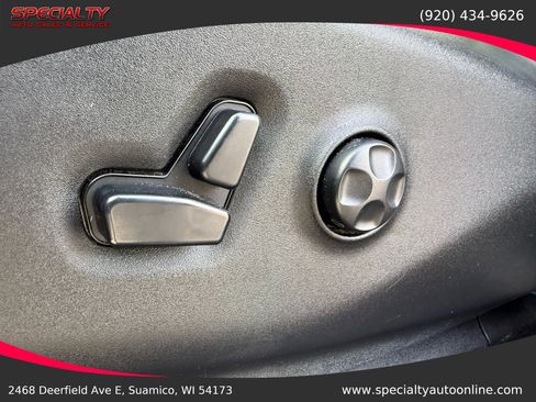 Used 2019 Chrysler Pacifica Limited w/ S Appearance Package image 35