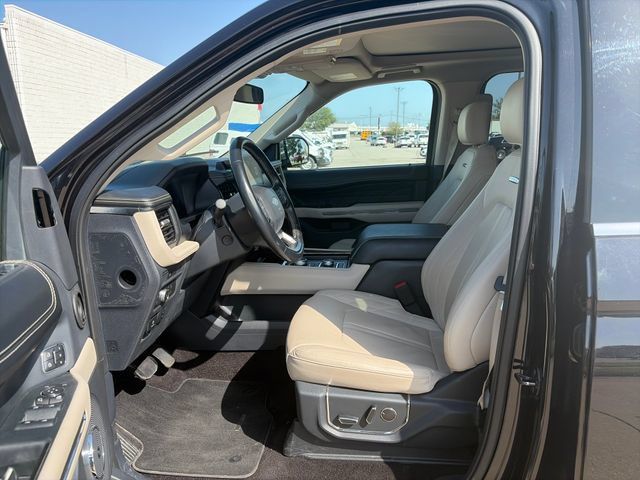 Used 2022 Ford Expedition Max Platinum AWD/4WD image 9