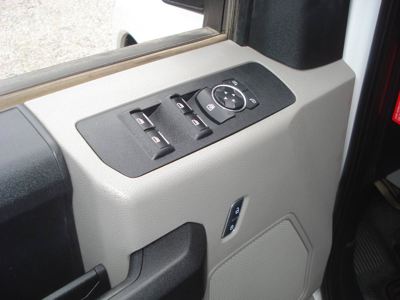 Used 2017 Ford F250 XL w/ Power Equipment Group RWD image 25