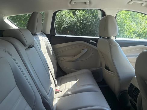 Used 2017 Ford Escape Titanium FWD image 14