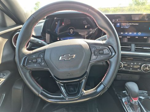 Used 2024 Chevrolet Trax RS w/ Driver Confidence Package FWD image 16