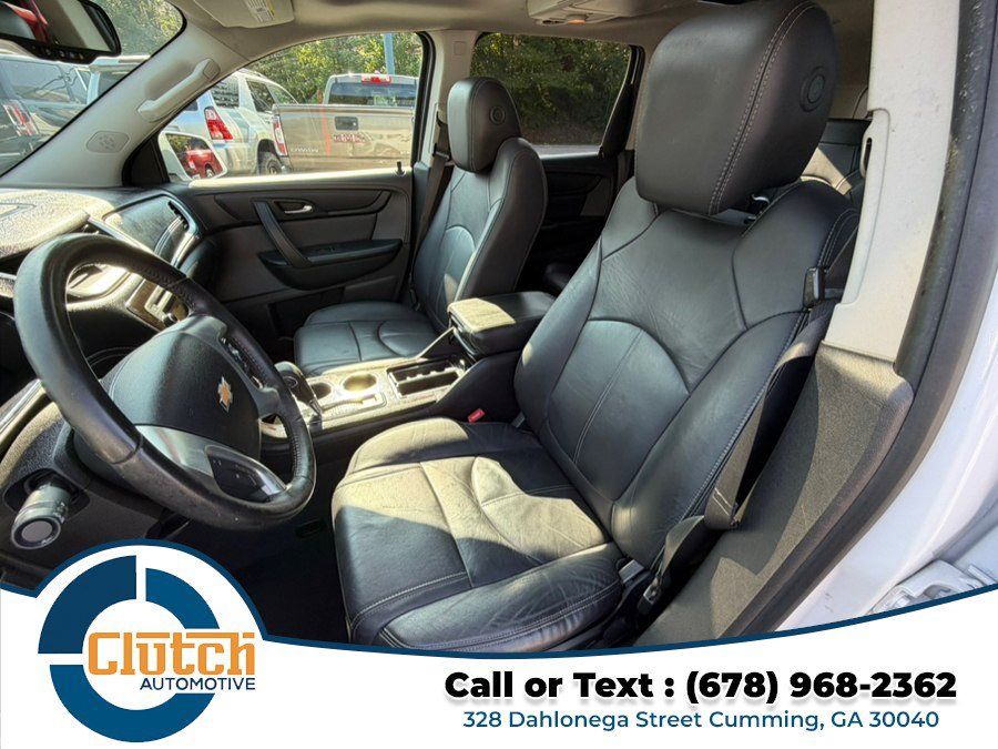 Used 2016 Chevrolet Traverse LT FWD image 12