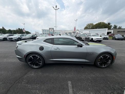 Used 2023 Chevrolet Camaro LT RWD image 7