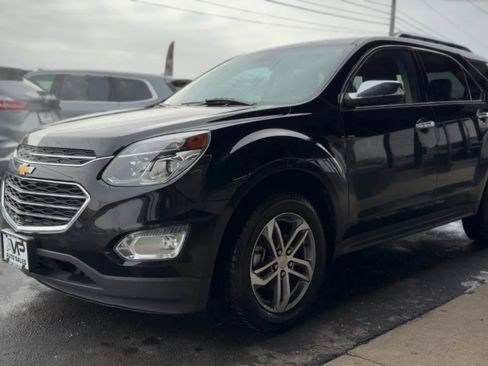Used 2017 Chevrolet Equinox Premier w/ Enhanced Convenience Package image 6