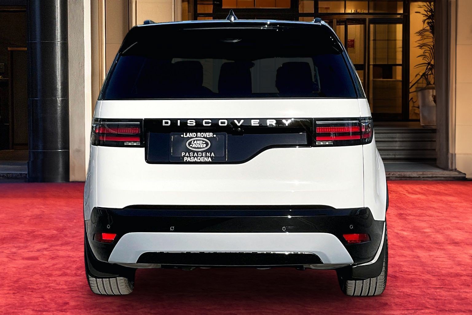 New 2026 Land Rover Discovery Limited Edition AWD/4WD image 7