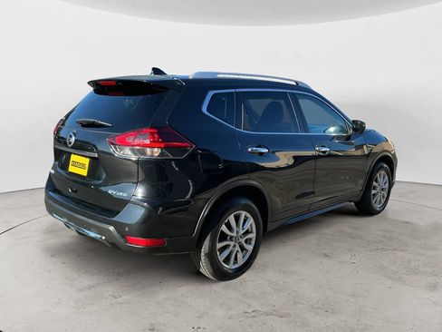 Used 2019 Nissan Rogue SV AWD/4WD image 5