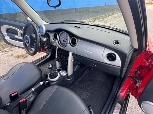 Used 2004 MINI Cooper Hardtop image 14