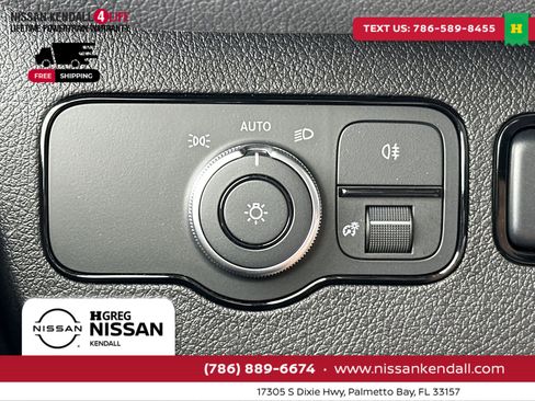 Used 2023 Mercedes-Benz Sprinter 3500 image 22