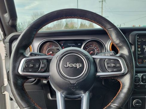 Used 2022 Jeep Gladiator Mojave w/ LED Lighting Group image 24