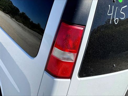 Used 2020 Chevrolet Express 3500 LT w/ LT Preferred Equipment Group image 28