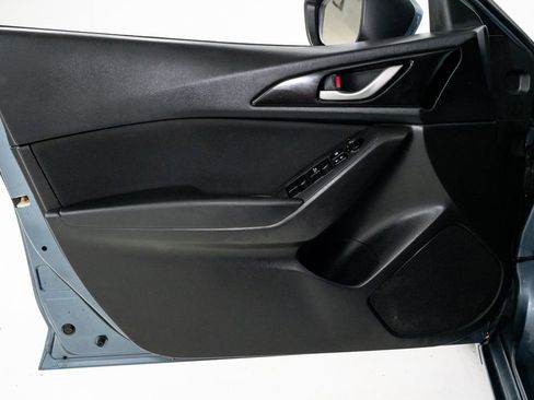 Used 2015 MAZDA MAZDA3 i Sport image 8