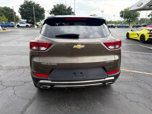 Used 2021 Chevrolet TrailBlazer ACTIV w/ Convenience Package FWD image 3