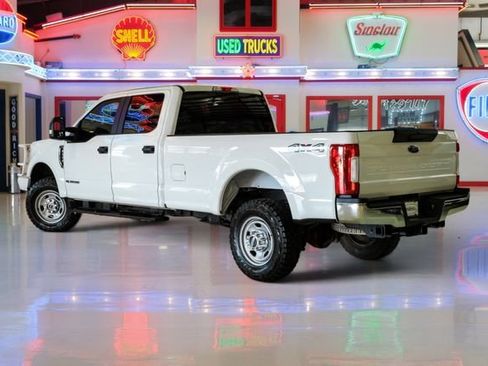Used 2018 Ford F350 XL w/ Power Equipment Group AWD/4WD image 4