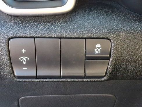 Used 2019 Kia Sportage LX image 25