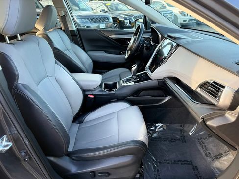 Used 2021 Subaru Outback Limited AWD/4WD image 22
