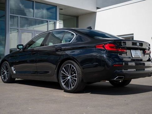 Used 2023 BMW 540i xDrive w/ Premium Package image 4