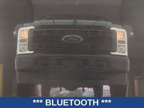 Used 2023 Ford F250 XL image 4