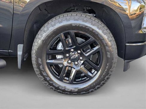 Used 2026 Chevrolet Silverado 1500 Custom w/ Turbomax Blackout Package image 21