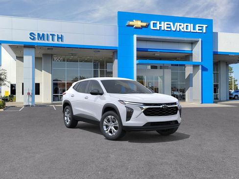 New 2026 Chevrolet Trax LS image 1