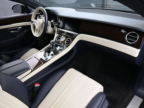 Certified 2020 Bentley Continental GT image 28