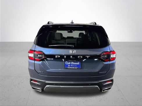 New 2026 Honda Pilot Touring image 7