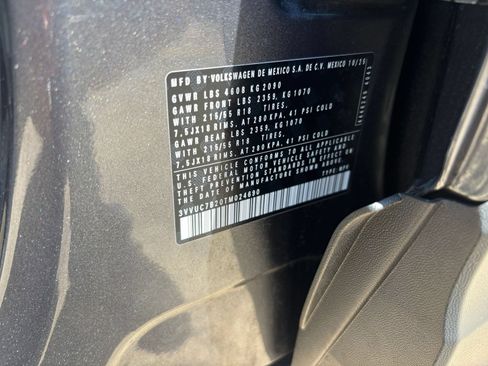 Used 2026 Volkswagen Taos SE AWD/4WD image 29