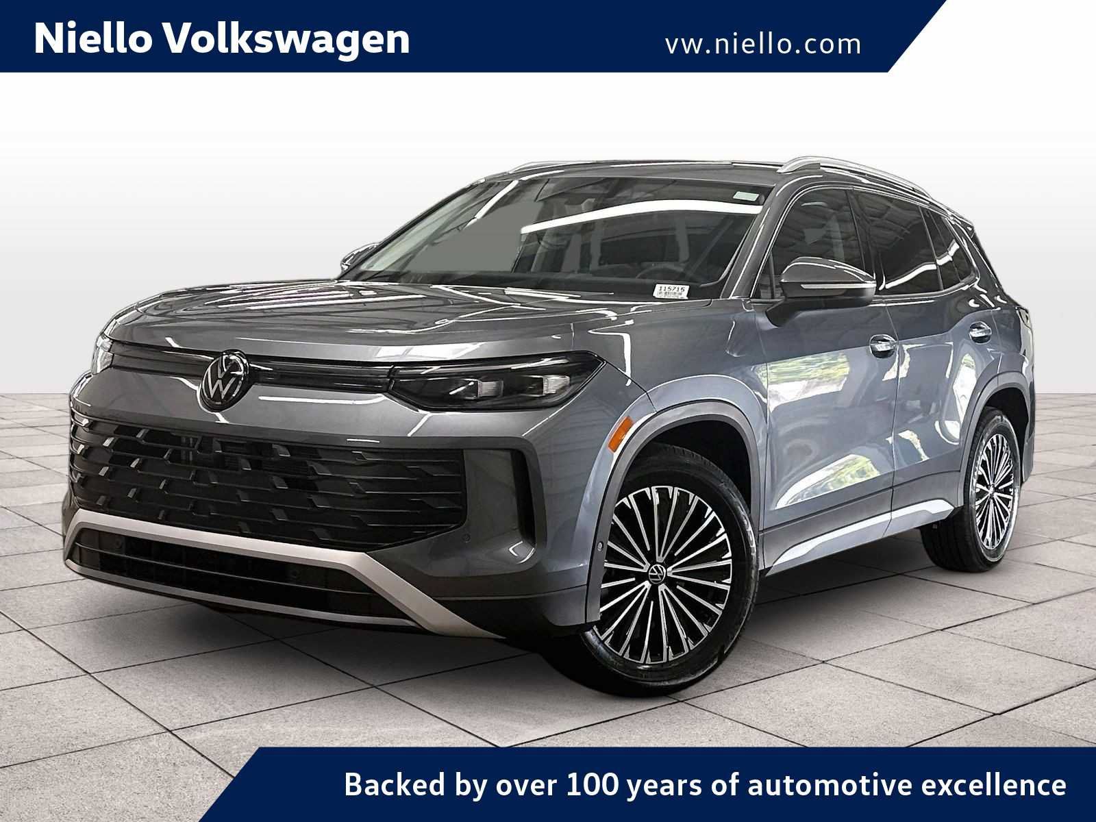 New 2026 Volkswagen Tiguan S FWD image 1