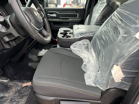 Used 2025 RAM 2500 Big Horn image 16