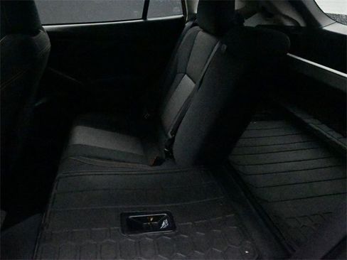 Used 2021 Subaru Crosstrek 2.0i Premium w/ Moonroof Package image 23