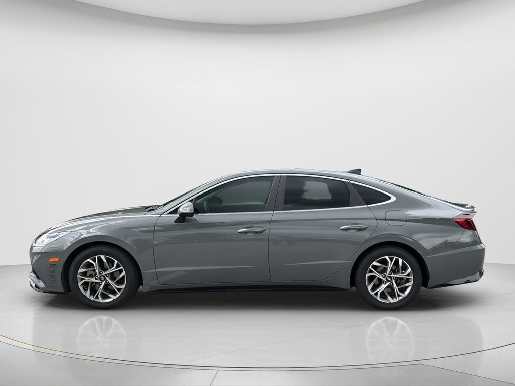 Used 2021 Hyundai Sonata SEL w/ Convenience Package FWD image 9