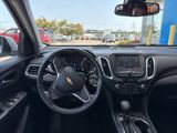 Used 2022 Chevrolet Equinox LT image 2