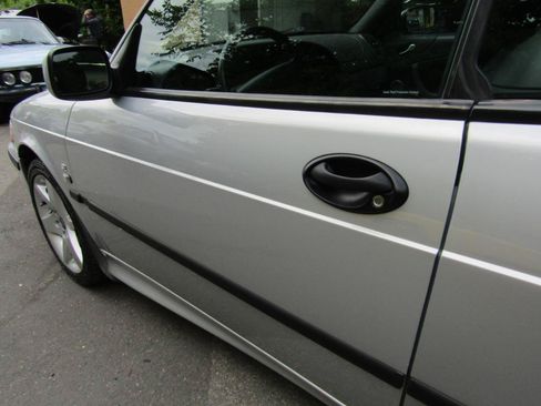 Used 2002 Saab 9-3 SE FWD image 9