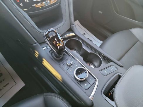 Used 2024 Cadillac XT6 Premium Luxury w/ LPO, Floor Liner Package AWD/4WD image 21