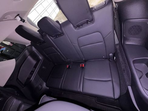 New 2026 Nissan Pathfinder Platinum image 24