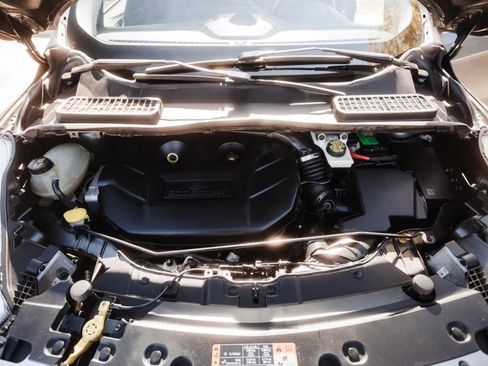 Used 2017 Ford Escape Titanium image 35