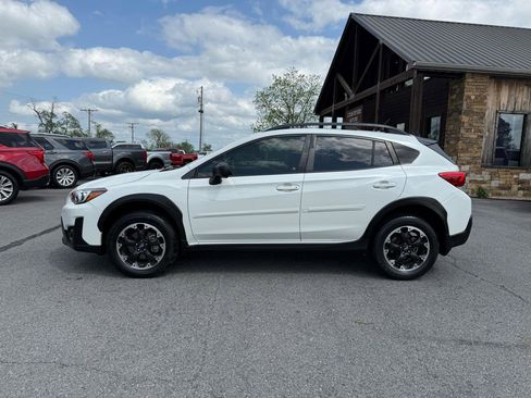 Used 2022 Subaru Crosstrek 2.0i w/ Popular Package #1 AWD/4WD image 3