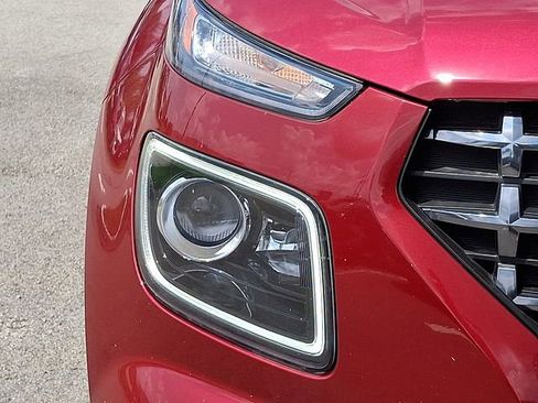 New 2025 Hyundai Venue Limited image 9