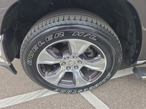 Certified 2022 RAM 1500 Laramie image 9