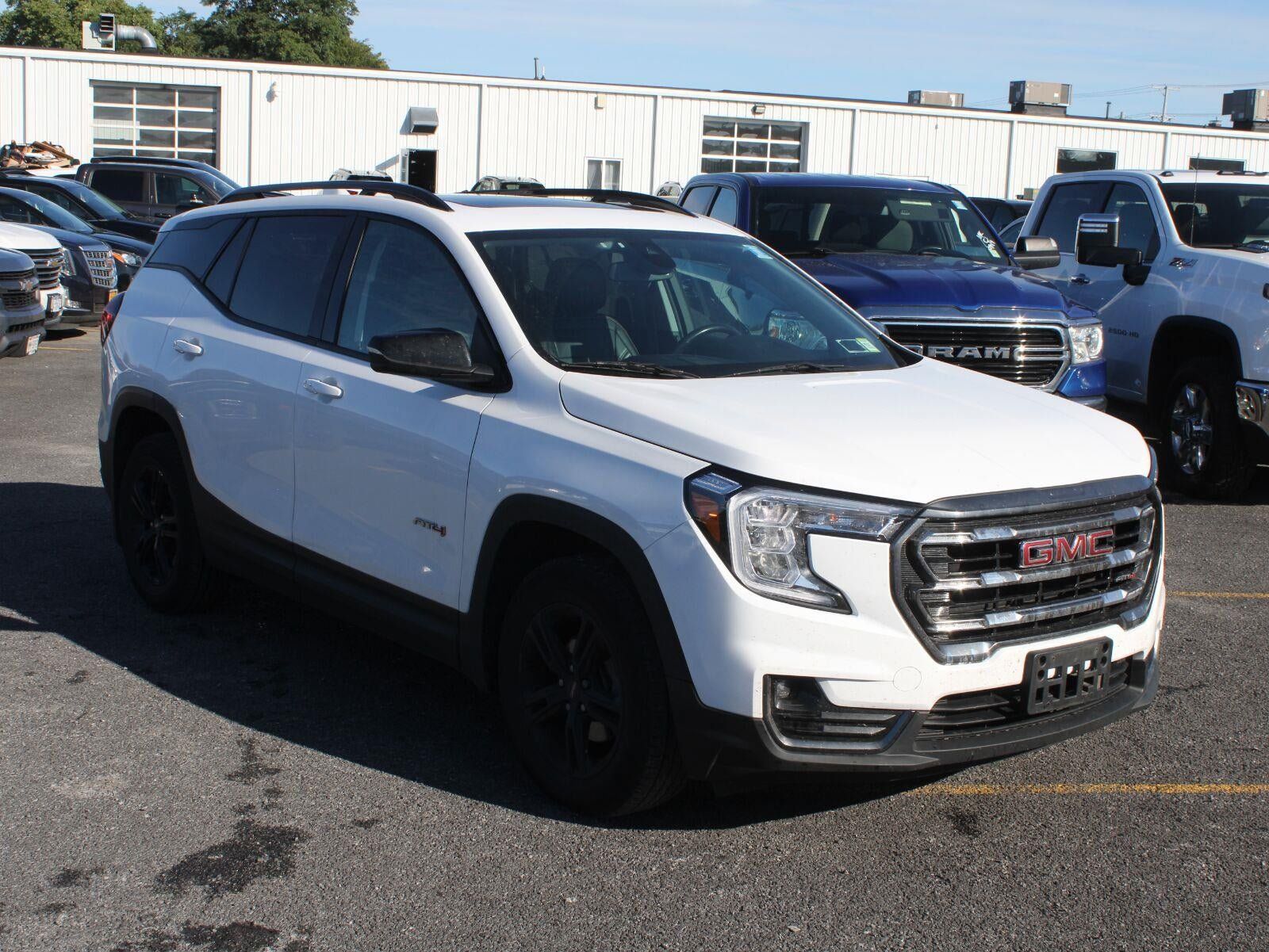 Used 2022 GMC Terrain AT4 w/ GMC Pro Grade Package AWD/4WD image 3
