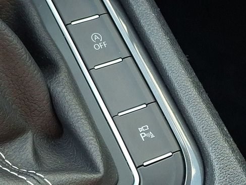 Used 2021 Volkswagen Tiguan SEL Premium R-Line AWD/4WD image 26