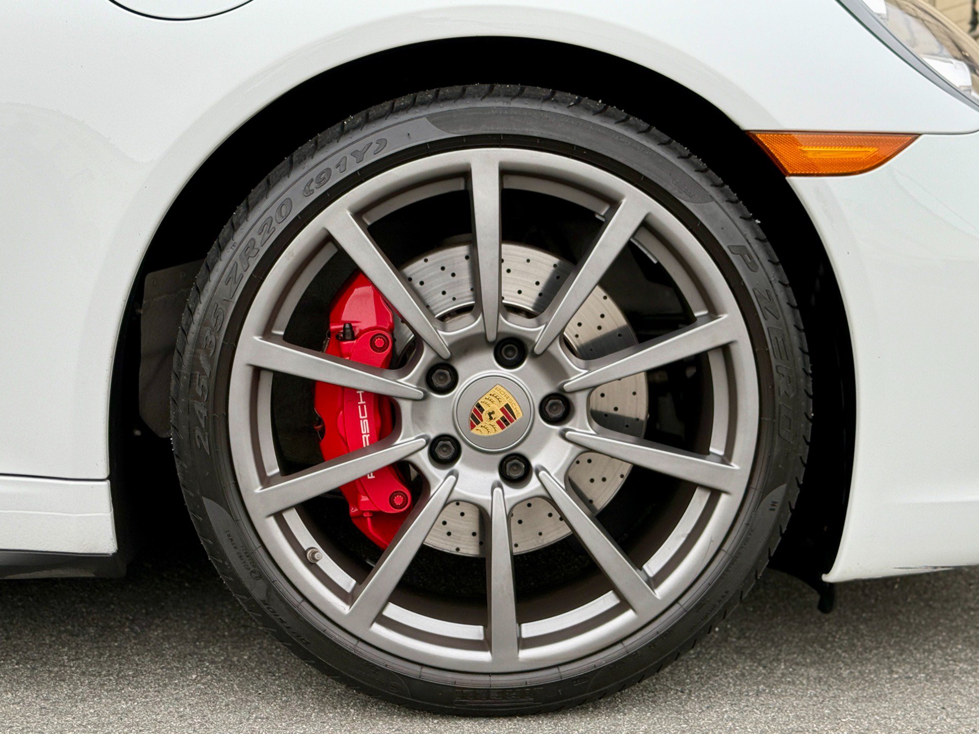 Used 2019 Porsche 911 Carrera 4S AWD/4WD image 16