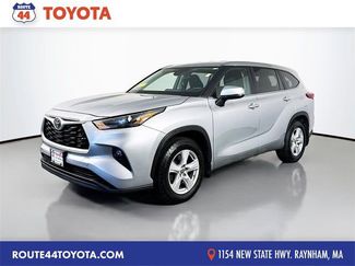 Used 2023 Toyota Highlander LE AWD/4WD video 1
