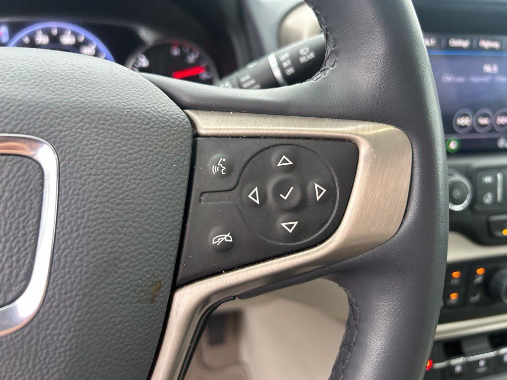 Used 2023 GMC Terrain Denali w/ Denali Premium Package AWD/4WD image 22