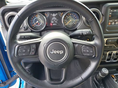 Used 2022 Jeep Wrangler Unlimited Sport AWD/4WD image 17