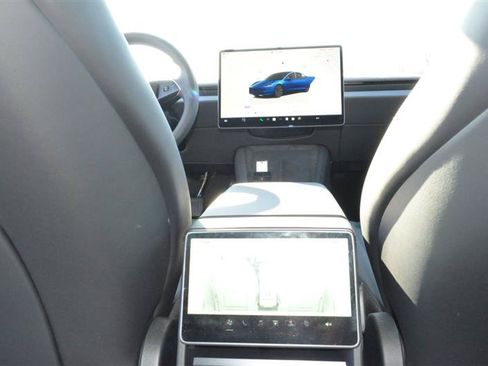 Used 2025 Tesla Model 3 Long Range AWD/4WD image 13