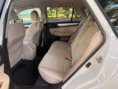 Used 2015 Subaru Outback 2.5i AWD/4WD image 9