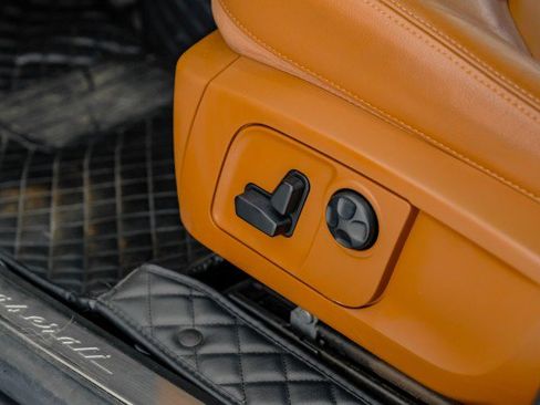 Used 2017 Maserati Levante S image 31