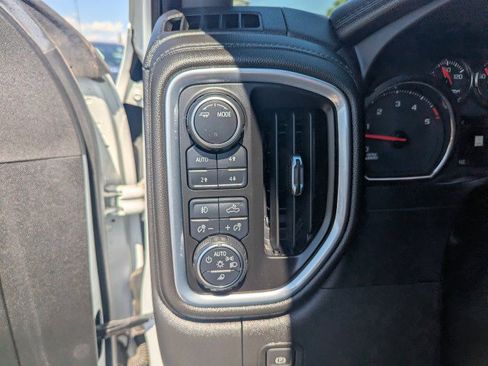 Used 2022 Chevrolet Silverado 2500 LTZ w/ LTZ Plus Package AWD/4WD image 17